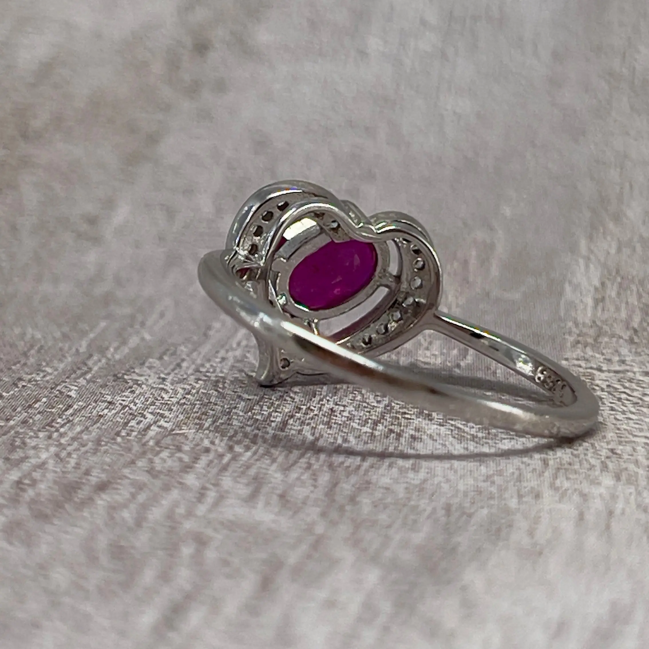 Anillo Latido Carmesí – Plata 925 con Rubí Natural de Birmania (Talla 10)