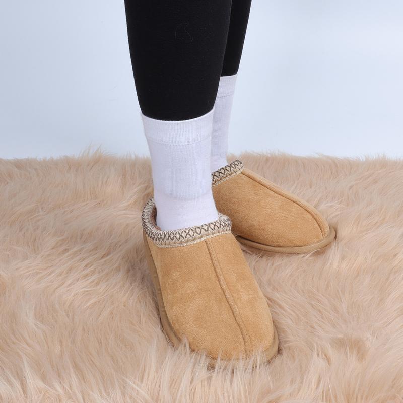 Women's Slippers Fuzzy Cozy Short Ankle Shoes Indoor and Outdoor Mules Furry Warm House Slippers for Woman Cute Fluffy Clogs Chestnut(Rain Shoes & Covers)Gift