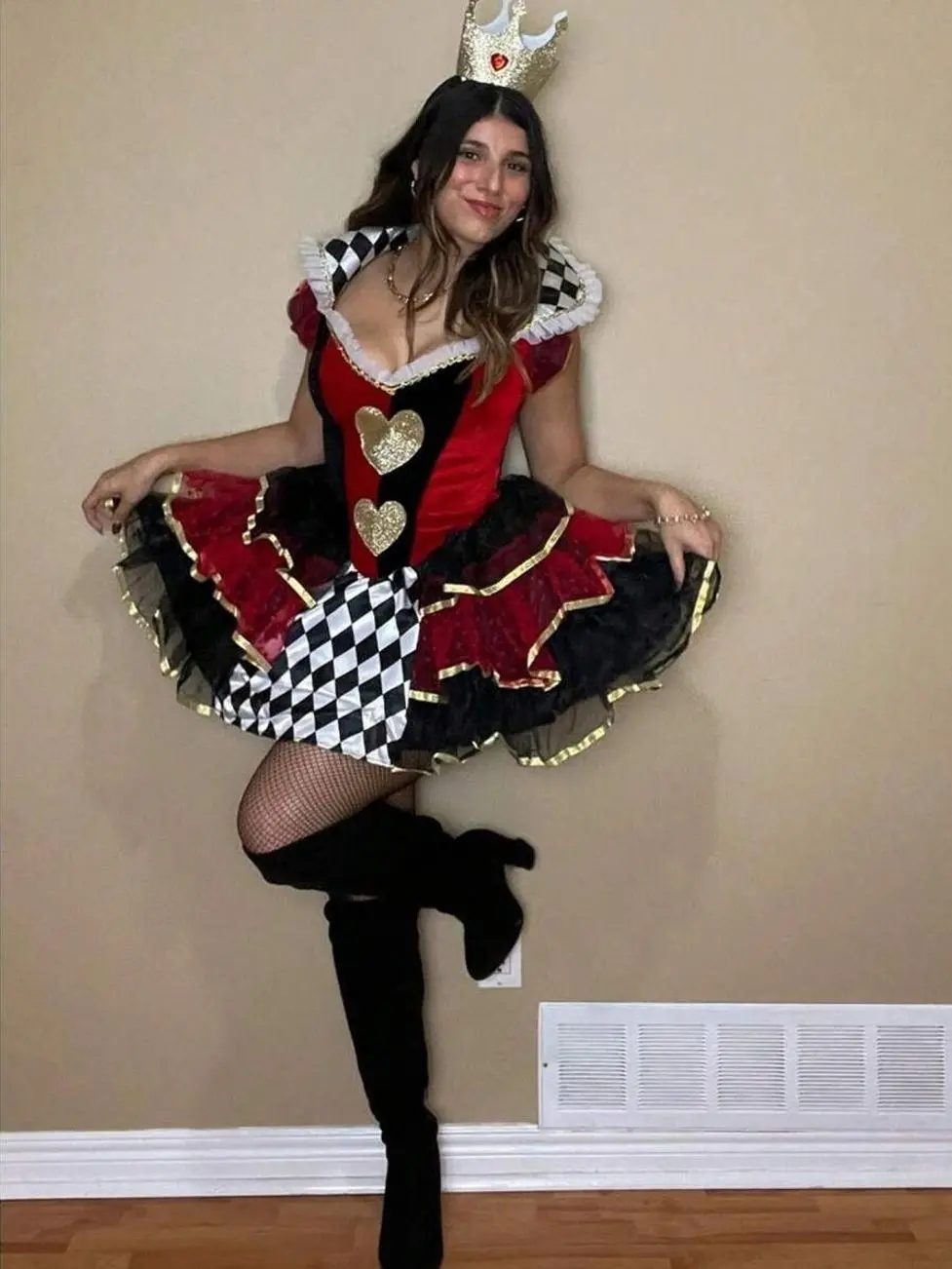 Women’s Red Queen Cosplay Costume, Heart Velvet Tiered Tulle Mini Dress with Crown, Fantasy Party Club Outfit