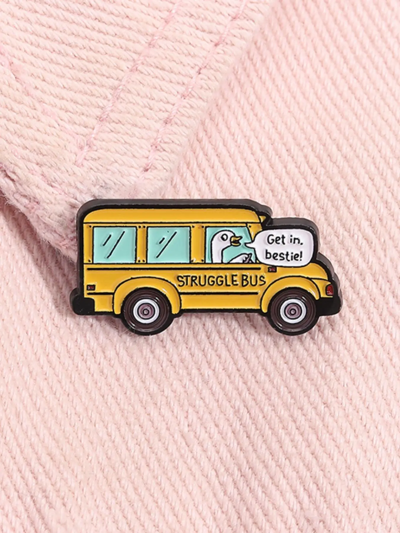 Cartoon Bus Design Brooch, Cute Goose Design Brooch, Fashion Accessories for Women & Men, Trendy All-match & Exquisite Brooch for Birthday Gift