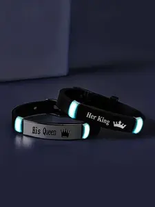 The fashionable night glow crown print bracelet is suitable for daily wear, vacation dates, and other occasions, and is also a surprising and exquisite small gift.