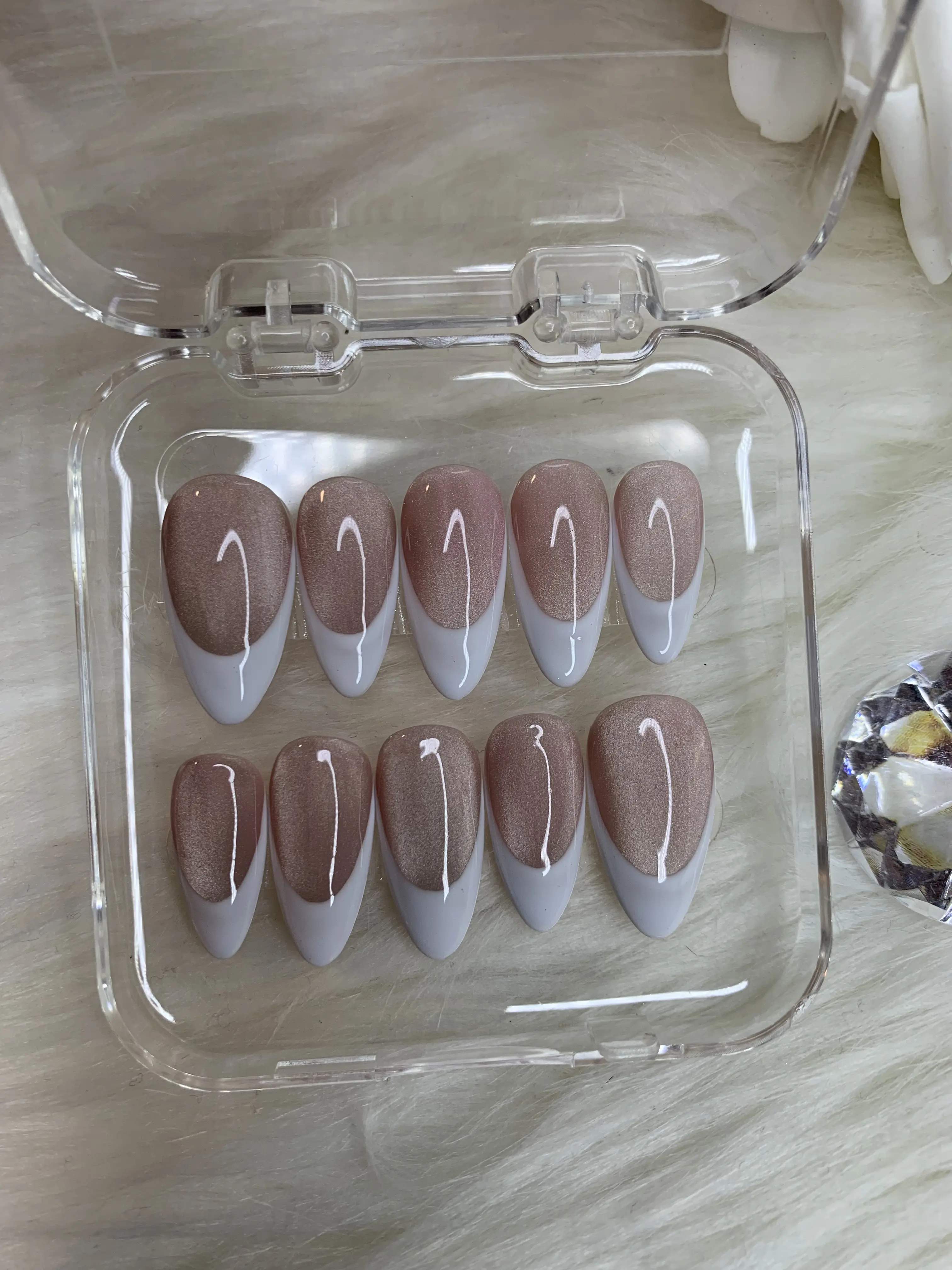 Cat Eye Glass French Pink Nude Press On Nails - Shine Finish, Classic French Tip Design, Versatile Nude Color, Easy Application, Large Size 0-7