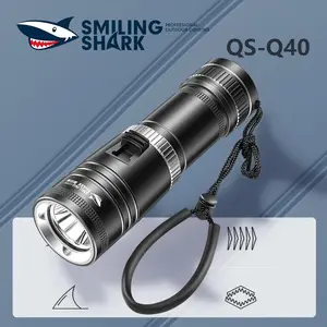 【QS-D40】Smiling Shark underwater flashlight, made of aluminum alloy, equipped with a 26800 battery, 1000 lumens, portable design, waterproof, meeting daily underwater use needs.