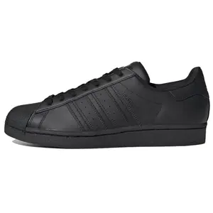 Adidas Originals Superstar Low-Top Skate Shoes for Men and Women in Black - Comfortable, Slip-Resistant, Durable