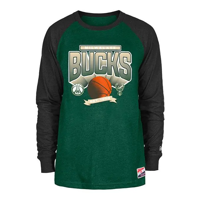 New Era Raglan Throwback Milwaukee Bucks Long Sleeve T-Shirt
