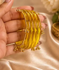 Noor Glossy Bangle Set