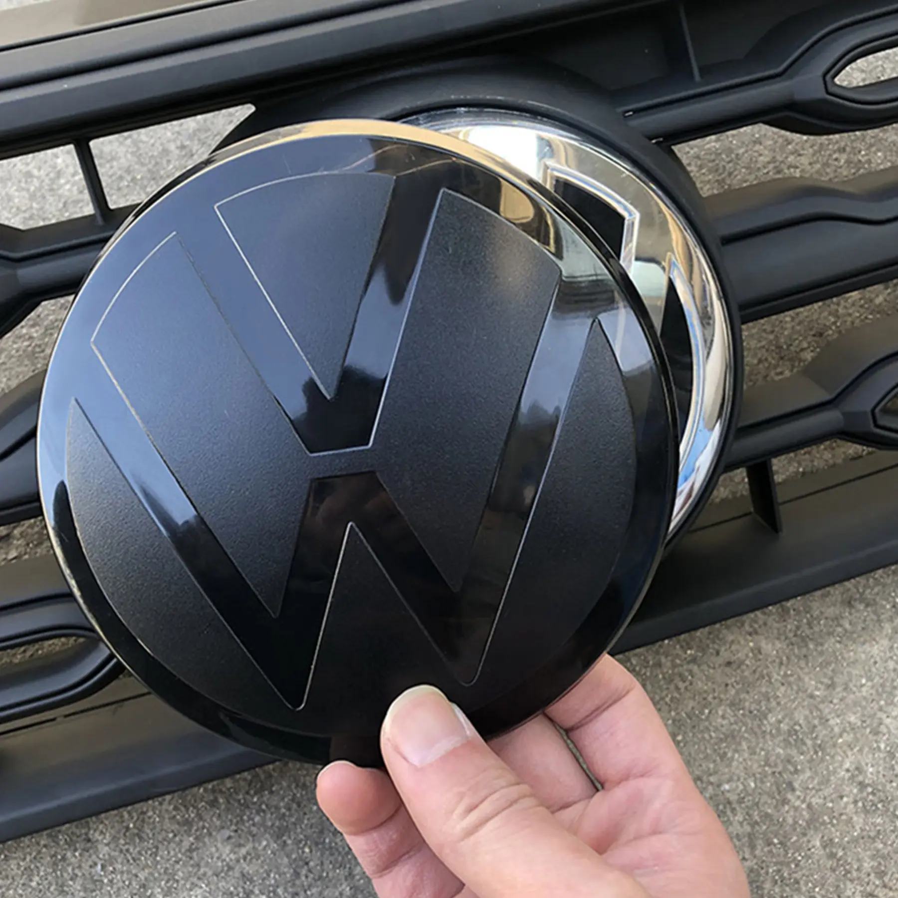 1/2pcs Car Front Radiateor Emblem Sticker Rear Trunk Badge Automobile Decals Automotive Decals Auto Modification Accessories For Volkswagen VW GOLF 7 variant Car Stickers Vehicle Decoration Decals For Vehicles