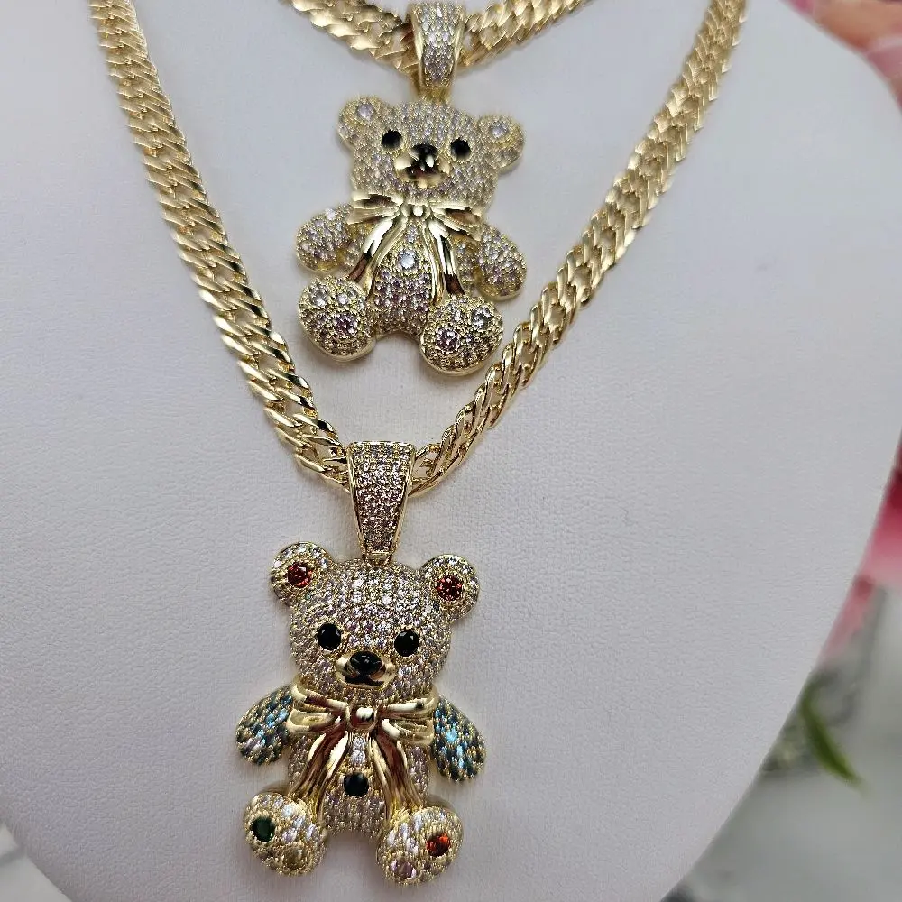 (22)Big bear pendant an beautiful chain 14kgoldplated . 2 colors available (22)Big bear pendant an beautiful chain 14kgoldplated . 2 colors available