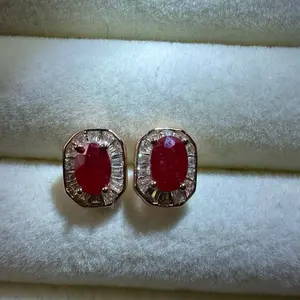 <PingEast Jewelry> Ruby Stud Earrings ️  Featuring a 0.75 ct oval-cut natural Burmese ruby from the prestigious Mogok region, these earrings display the highly sought-after pigeon blood red color.