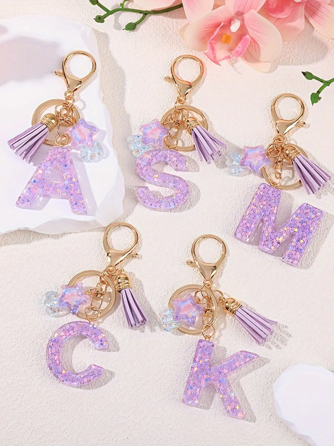 Alphabet Letter Keychain, Cute Keychain with Star and Tassel Charms, Resin Ladies Key Ring with Lobster Clasp, Sequin and Imitation Crystal Pendant, for Valentine's Day and School Season Gift