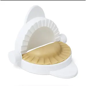 Plastic Dumpling Maker,1 Count Hand-made Dumpling Mold, Baking Supply, Kitchen Stuff