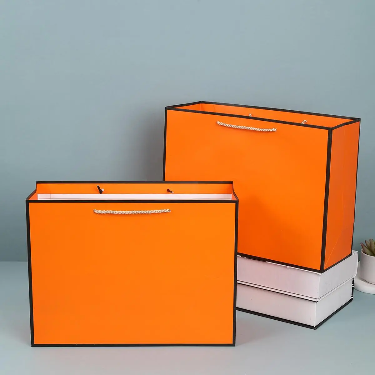 Orange Gift Bag, 2 Counts/set Gift Wrapping Bag with Handle, Gift Packaging Supplies for Birthday Party Wedding Graduation, Party Favor Packs, Gift Wrap Bags