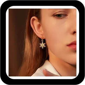 Boho Snowflake Dangle Drop Earring Crystal Snowflake Stud Earrings Rhinestone Winter Gold Christmas Jewelry for Women