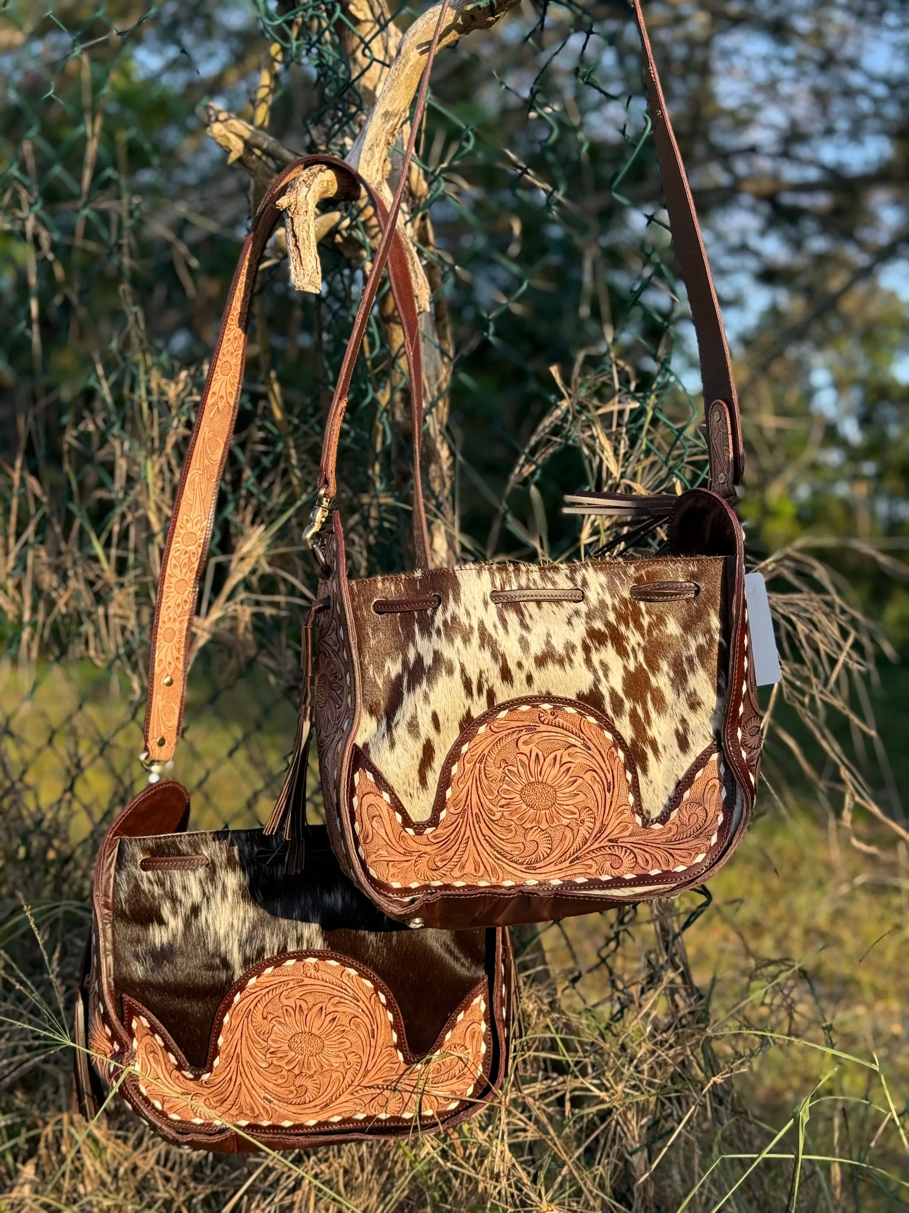 Shotgun Rider Bucket Bag | Cowhide Bucket Bag with Tooled Leather – Western Crossbody Purse – Hair-On Hide Shoulder Bag