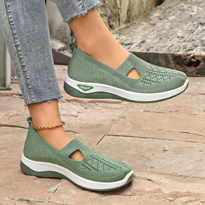 Women's Breathable Soft Sole Slip-On Cloth Shoes Comfortable Fall Casual Knit Footwear for Daily Outings Green