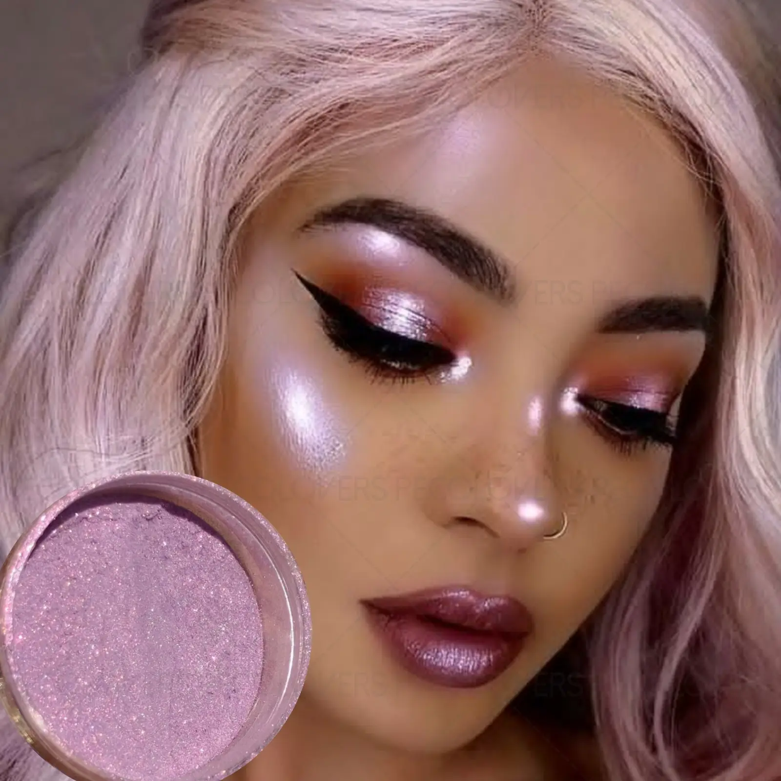 1PC Pigmented Chameleon Eyeshadow Powder, Glitter Shimmer Eyeshadow, Multi Chrome Eyeshadows, Multi Chromatic Eyeshadows, Suitable for Eyes/face/body, Waterproof and Sweatproof, Long-lasting, Easy To Remove, for Music Festivals