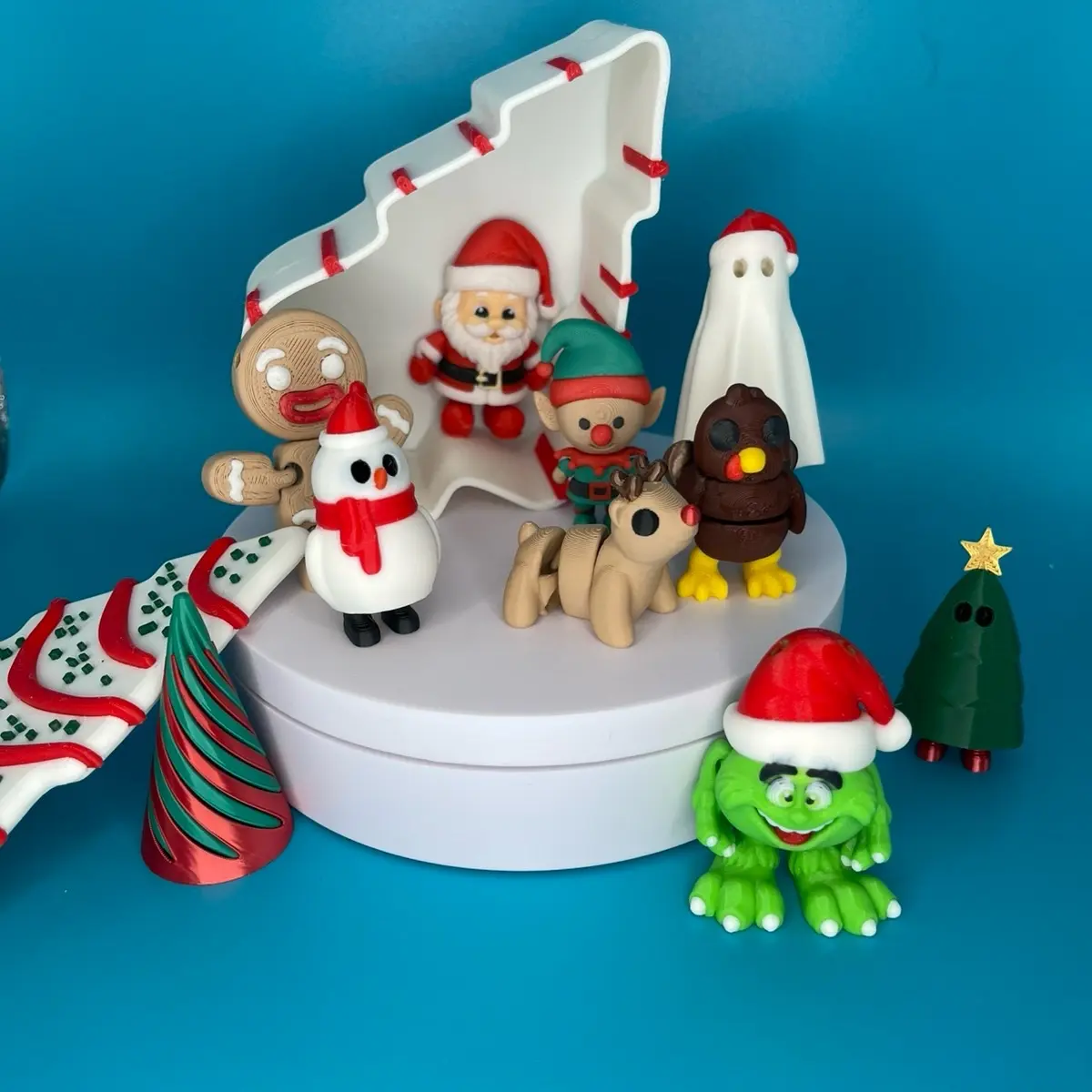 Holiday Mini Fidgets Pack - 5 Random 3D Printed Minis in a Cake Box, Christmas Tree Decoration Ornament, Stocking Stuffer Unique Gift Idea