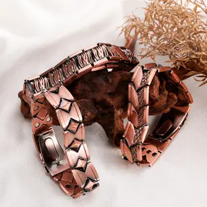Feraco Copper Bracelet for Men, Unique Scale-Link Design, 3X Ultra Strength Magnetic  Bracelet, 99.99% Pure Copper with 3800 Gauss Magnets, Adjustable Fit