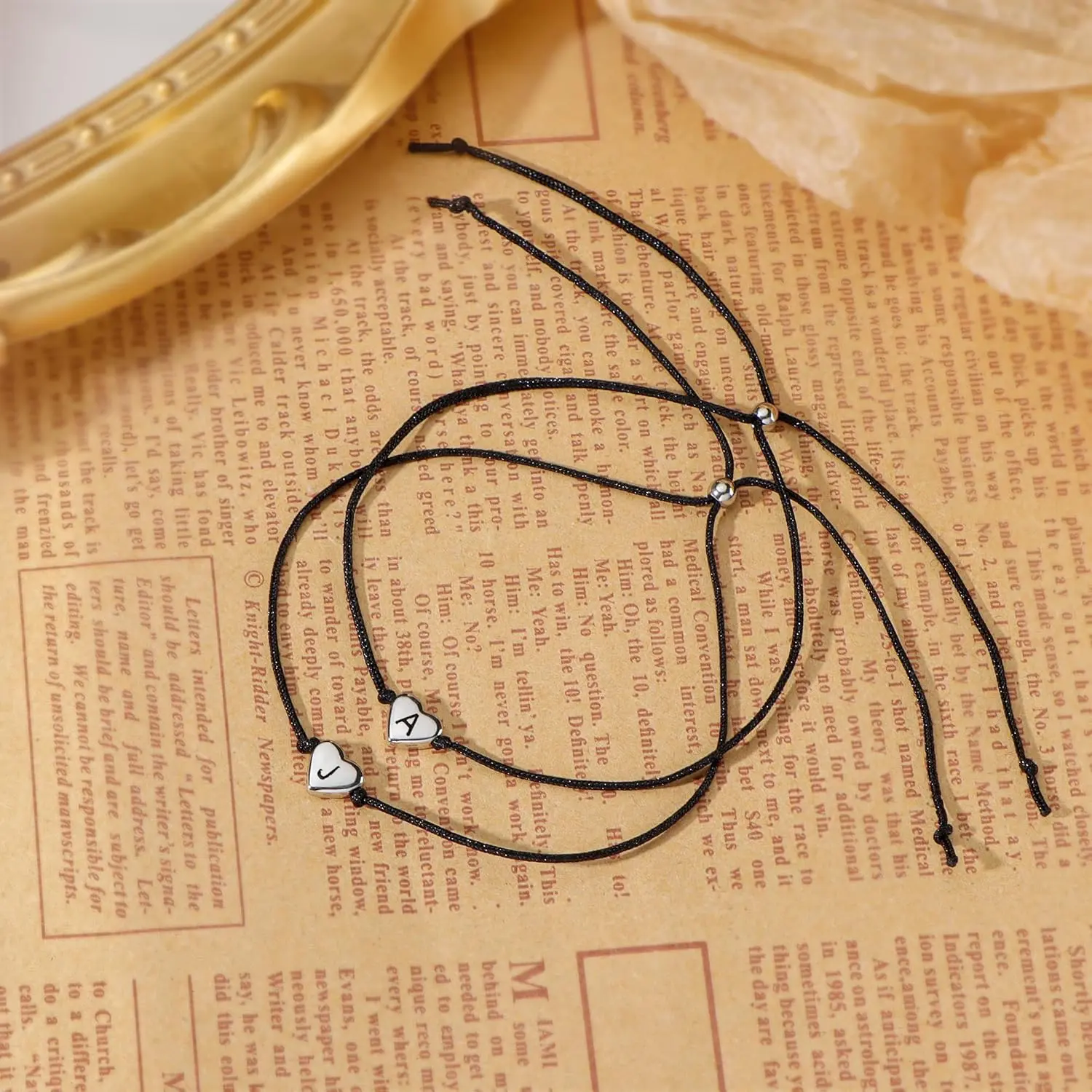 2-Piece Matching Initial Heart Shaped Couples Bracelets, 26-Letter Fashion Costume Jewelry for Boyfriend, Friendship Gift for Her, Heart Shaped Bracelet, Stainless Steel, Initial Charm, Anniversary, Adjustable Cord