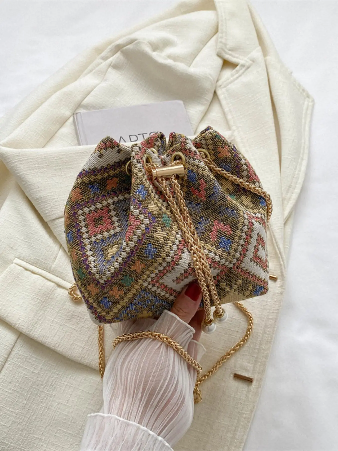 Women's 1 Piece Geometric Pattern Drawstring Chain Bucket Bag, Boho Style Faux Pearl Decorated Crossbody Bag, All-match Commuter Bag for Work & Daily