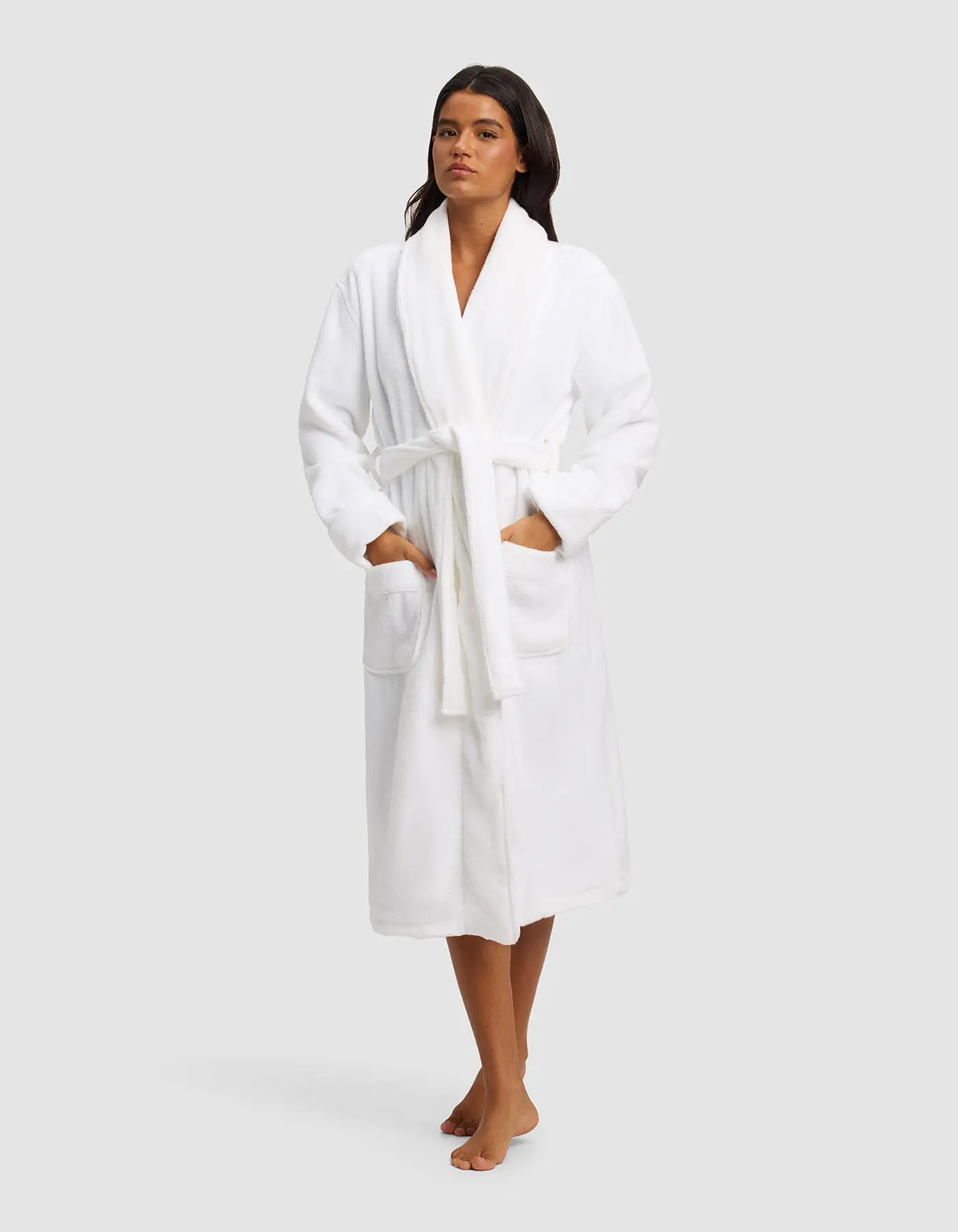 Cozy Earth Luxe Bath Robe | Ultra-Soft Bamboo Viscose & Cotton Robe with Zero-Twist Technology Cozy Earth Luxe Bath Robe | Ultra-Soft Bamboo Viscose & Cotton Robe with Zero-Twist Technology