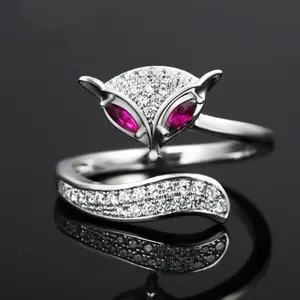 Charming Fire Fox Ring, Fox Design, Zircon Embedded Open Ring, Fashion Jewelry Gift, Stylish Hand Accessory, Perfect Present