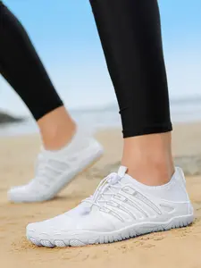 1 pair of river tracing shoes, water wading shoes, beach shoes, indoor fitness shoes, unisex, lightweight and breathable, non slip sole, suitable for outdoor river tracing, water wading, swimming, fishing, drifting, camping, rowing, indoor fitness, etc