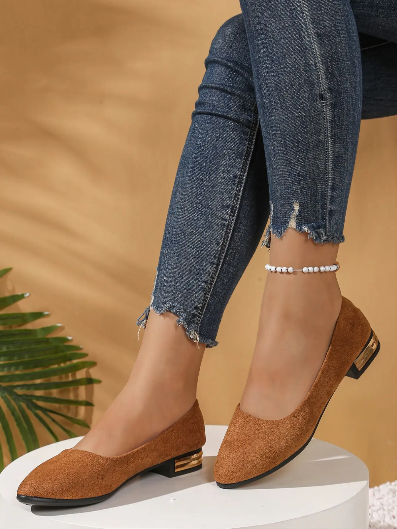 Leopard Print Women's Flat Shoes, Slip On Flats, Casual Design, Soft PVC Sole, Comfortable All-Season Footwear, Trendy Low Ankle Sneakers, Versatile Flat Shoes