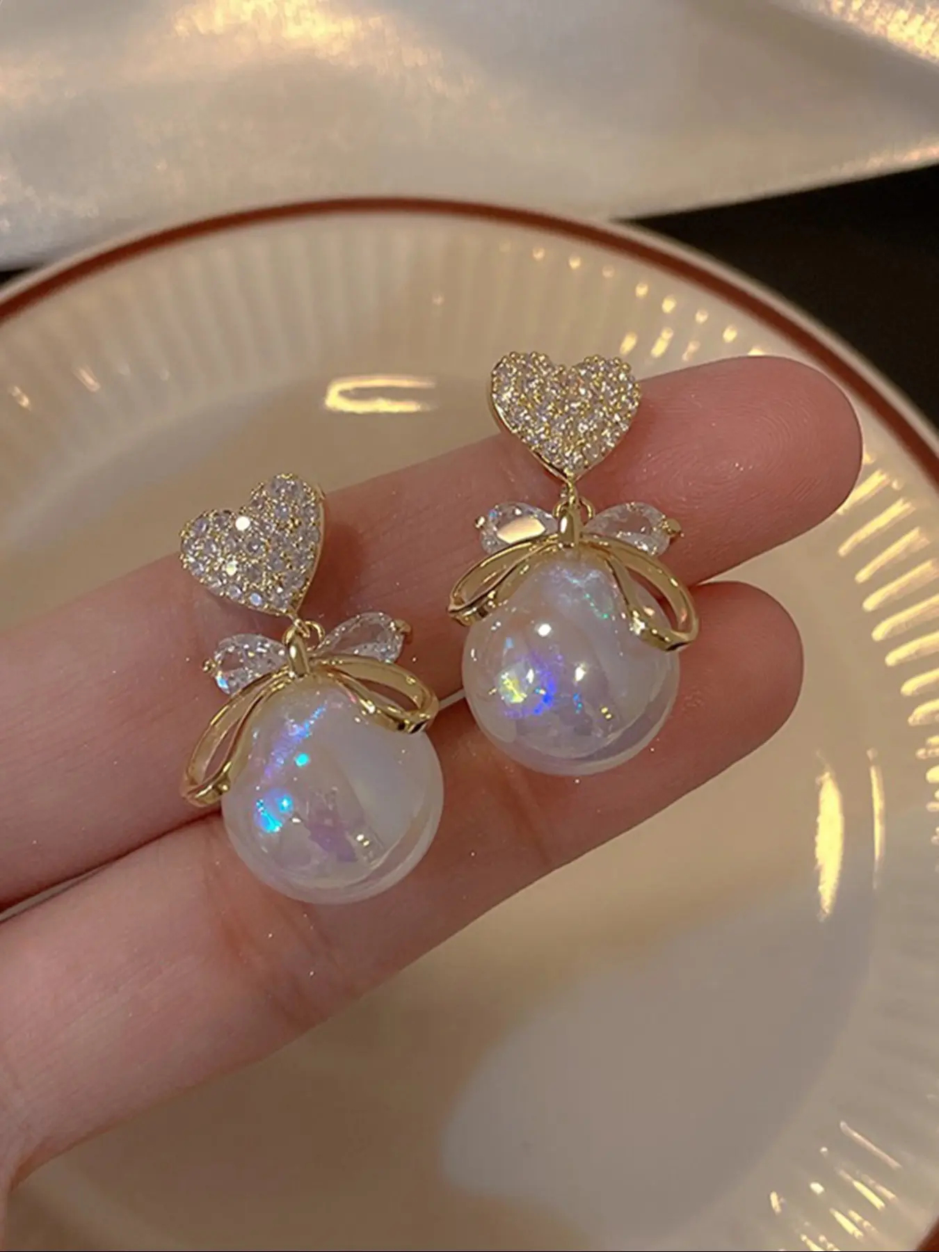 Elegant Faux Pearl Bow Heart Rhinestone Earrings, Unique Design Earrings, Luxury Mermaid Style for Date Night, Sweet and Luxurious Ear Drops, Dangle Earrings, High Quality Earrings