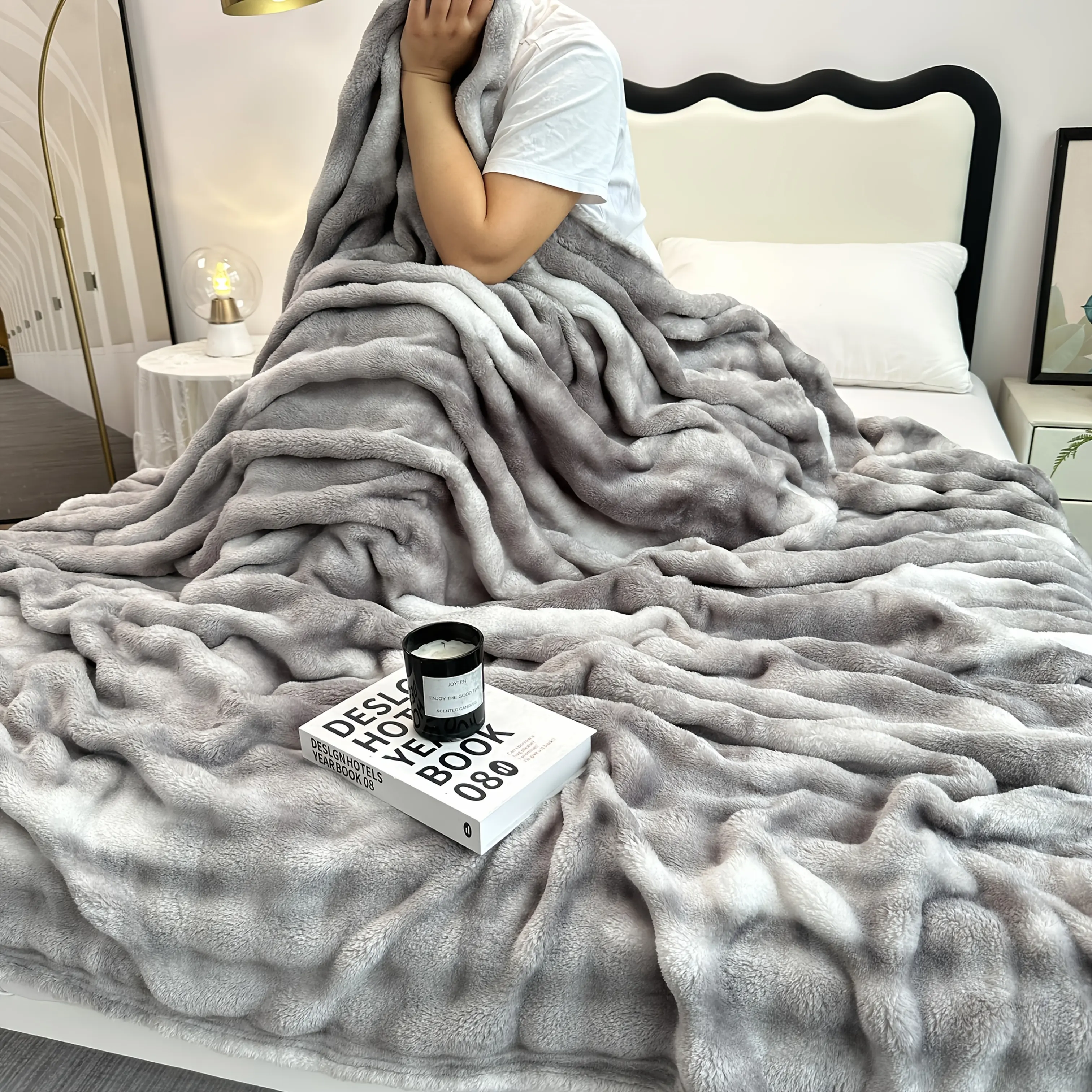 Super Soft Bubble Faux Rabbit Fur Blanket, Machine Washable, All-Season Plush, Queen And King Sizes, Multifunctional Nap Blanket, Suitable for Office, Bedroom, Sofa, Travel, Double-Sided Usable, Pet Blanket, Small Blanket, Cooling Shawl