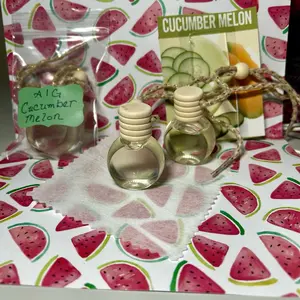 Cucumber melon scent