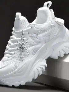 Women's 7cm Height-Increasing Fashion Casual Sneakers, Halloween 3D Cross Skull Design, Metallic Shiny Pendant Chain, Dark Style