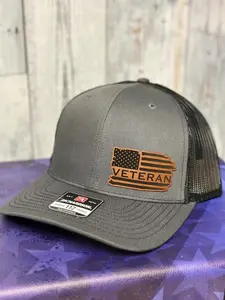 Veteran American Leatherette Patch Trucker Hat – Patriotic Snapback Cap, Adjustable Mesh Back Hat, Classic USA Style, Perfect Gift for Veterans, Military Supporters & Patriotic Fans