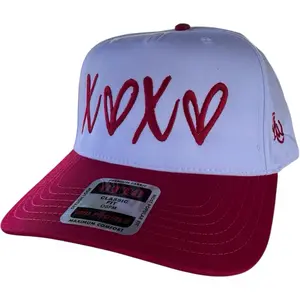 X️heartXheart Hat - Classic Design, Curved Brim, White Front Panel, Red Accents, Comfortable Fit