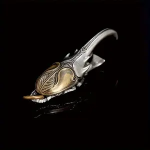 1Pc Keychain Crustacean Insect Bottle Opener, Street Cool Accessories, Best Gifts for Boyfriends and Fathers Kitchen Metal