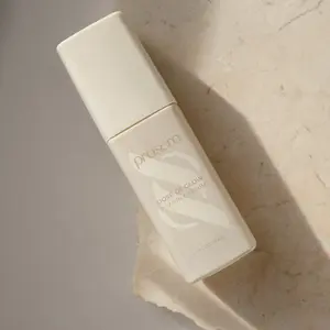 Dose of Glow - Multi-Benefit Serum, Vitamin C, Hyaluronic Acid, Peptides, all in one serum.