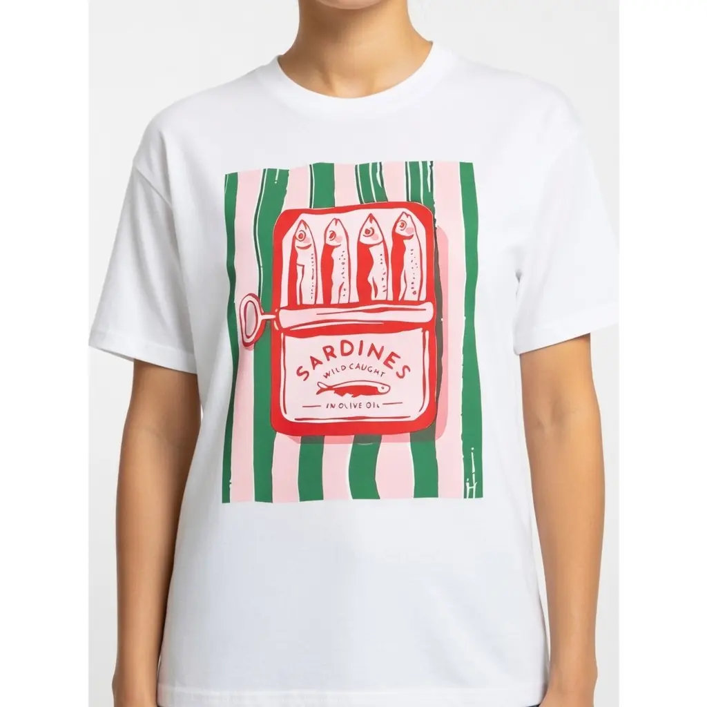 Bold Food-Inspired Graphic T-Shirt, Artistic Culinary Aesthetic Tee, Eye-Catching Foodie Short Sleeve Apparel, Viral Creative Abstract Food Gift, Trendy Statement Streetwear, Unisex Cotton Casual Top