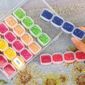 1pcs Clear Diamond Painting Storage Box Container 28 Mini Grids Art Bead Organizer with Lid Removable Design for Easy Viewing Versatile Use Home Essential for Beginners Professionals