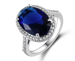 R307 – 925 Sterling Silver Large Oval Ring -Sapphire!