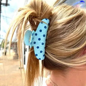 Lulu Mac Claw Clip - Secure Hair Accessory for Everyday Use