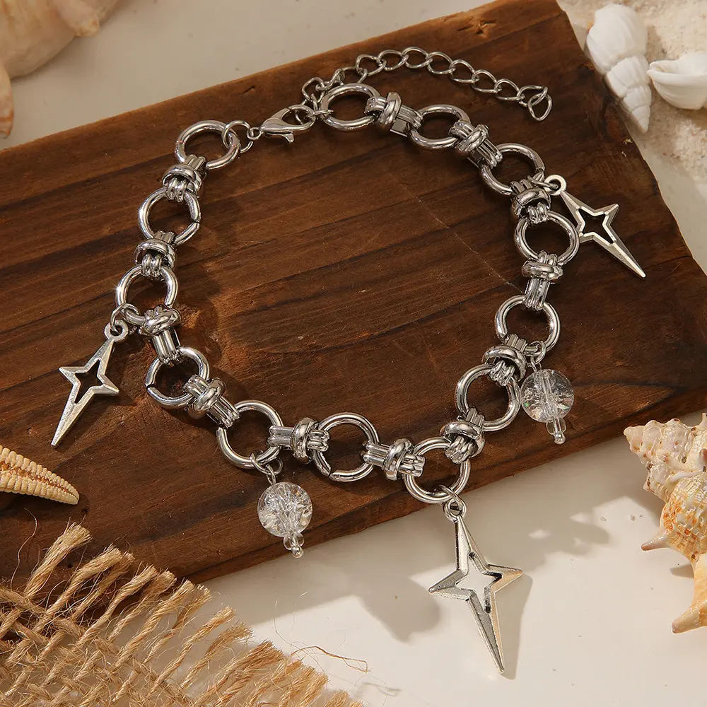 Chic Silver Star Bracelet and Crystal Dangle, Trendy Y2K Wrist Accessory for Man and Woman, Alt Fashion Look