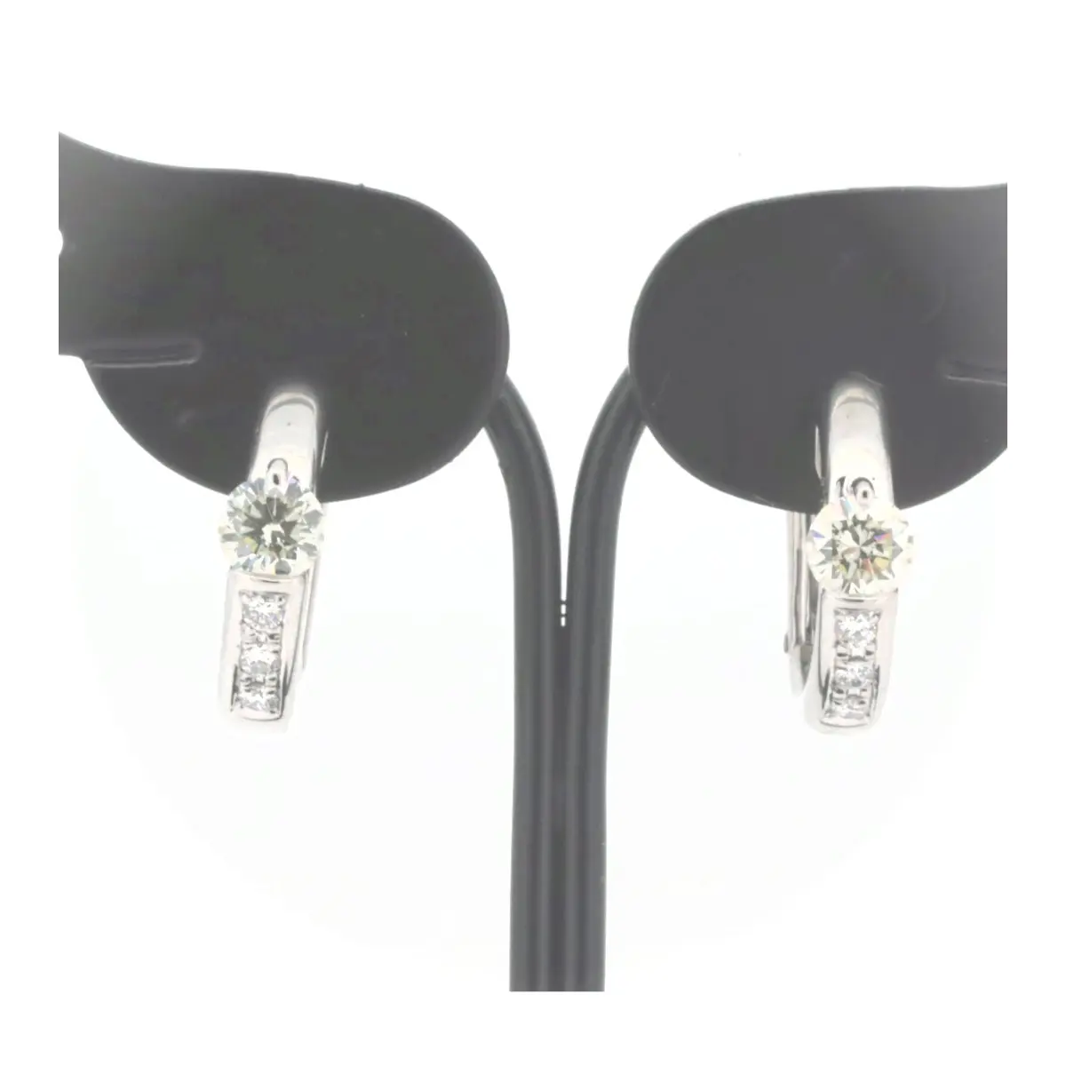 Tasaki PT900 Diamond Earrings