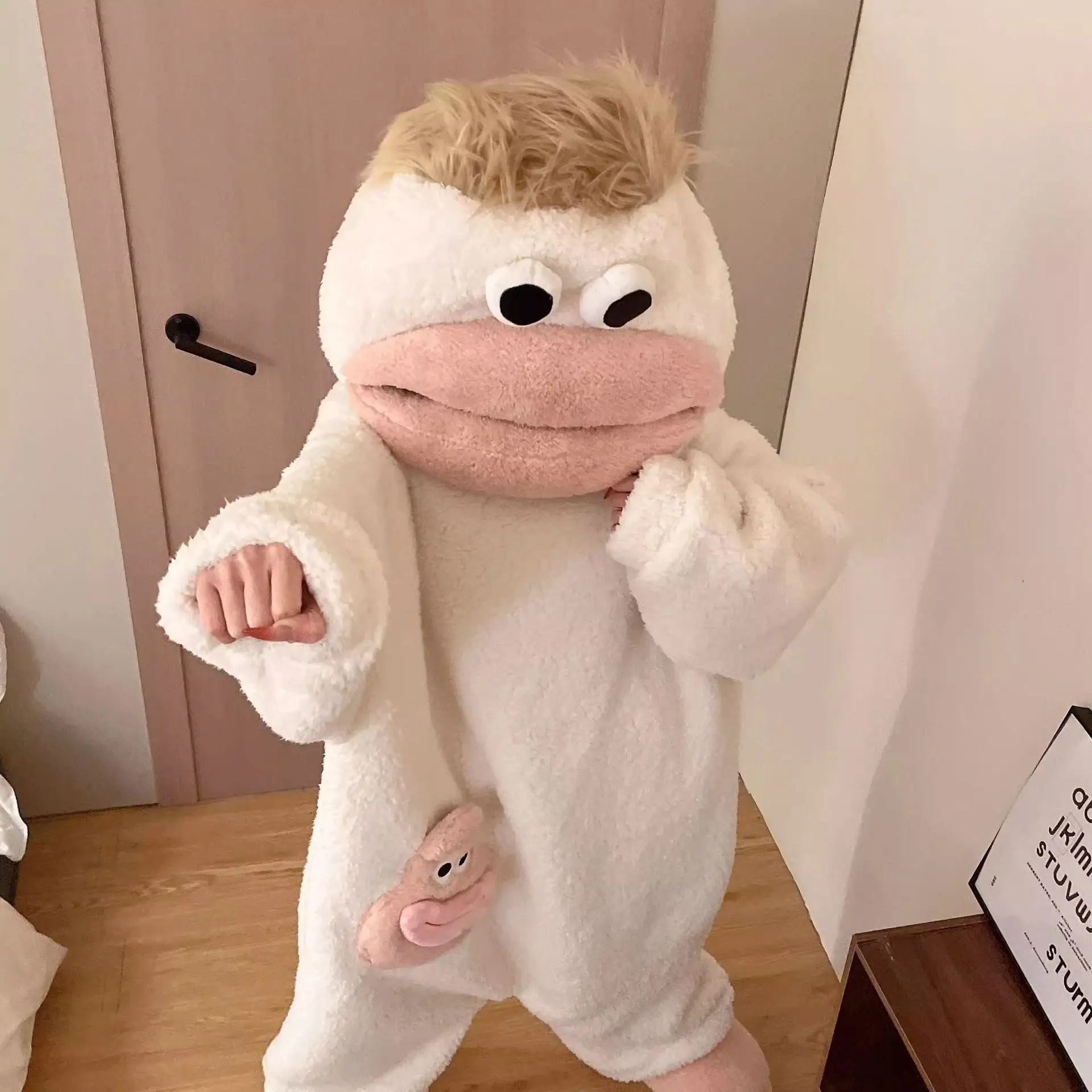 White-mouthed jumpsuit