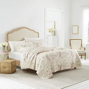 - Queen Set, Reversible Cotton Bedding with Matching Shams, Lightweight Home for All (Breezy Floral Pink/Green, Queen)