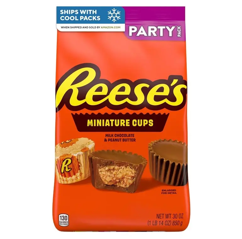 REESE'S Miniatures Milk Chocolate Peanut Butter Cups, Candy Party Pack, 30 oz