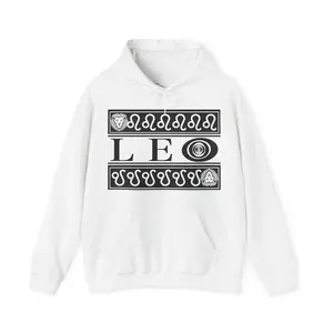 Leo Queen Hoodie by Chimzi – Afro Royal Zodiac Sweatshirt, Unisex Pullover, Astrology Gift for Leo Women & Men, Cozy Heavy Blend Streetwear