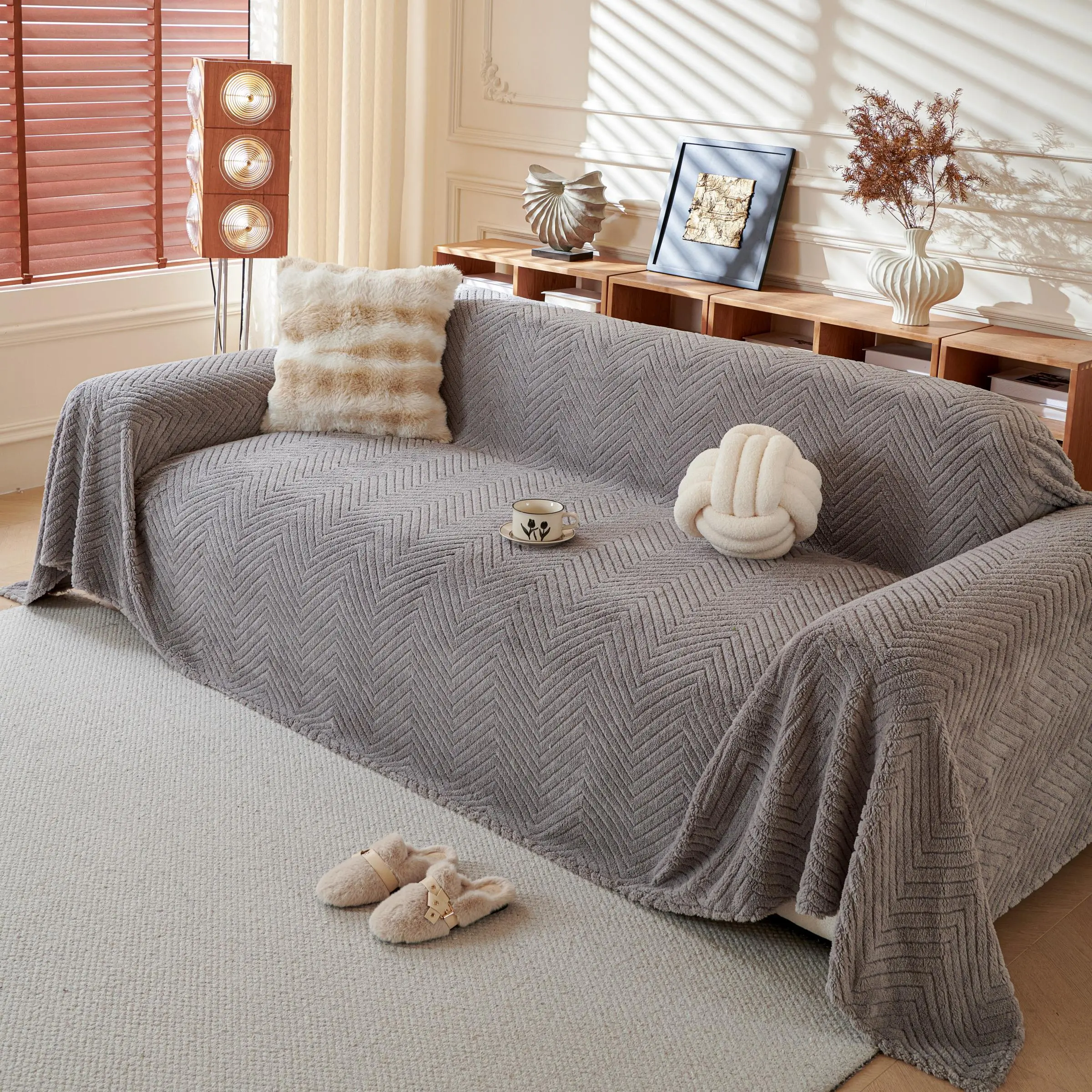 Solid Color Sofa Cover, Couch Covers, Slipcovers for Couches and Sofas, 1 Count Soft Comfortable Elastic Sofa Slipcover for Home Living Room, Sofa Protector for Home Living Room, Bedroom Refresh Decor, Dustproof Sofa Slipcover, Washable Sofa Cover