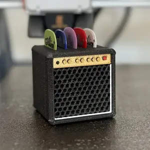 Portable Guitar Pick Holder with Random Five-Color Picks, Vintage Speaker Design, Perfect Gift for Guitar Lovers, Includes One Box