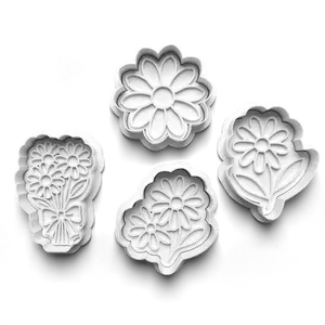 Daisy flower cutter and stamp 2" baking , arts and crafts
