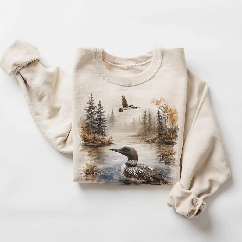 Unisex Retro Sweatshirt with 90's Common Loon Graphic, Vintage Birdwatching Casual Long Sleeve Cotton Blend Tops